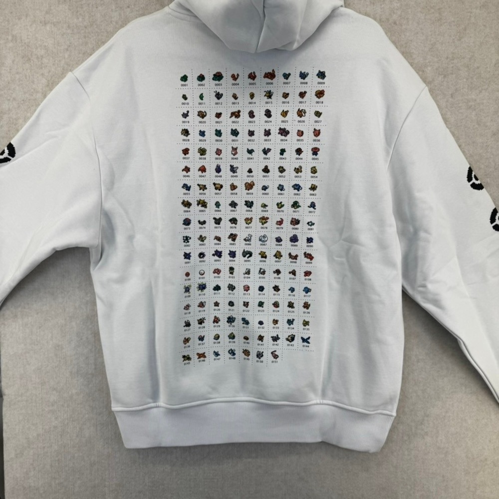 Dolly x Noire Pokemon Hoodie White Kanto 151 Pokedex Pixel Art Mens L NWT